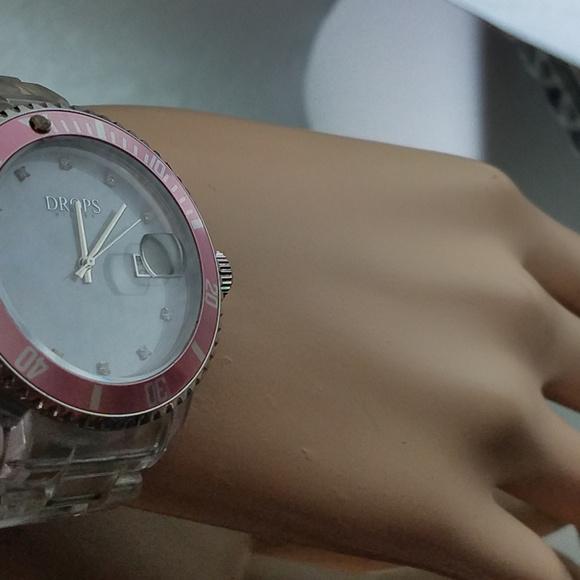 VINTAGE MODERN Unisex Watch Italian design 1990s DROPS Of Milano